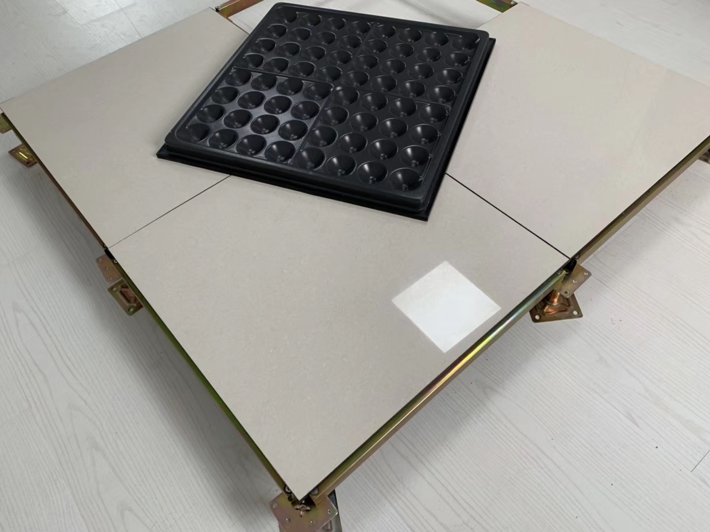 陶瓷防静电地板 陶瓷防静电地板