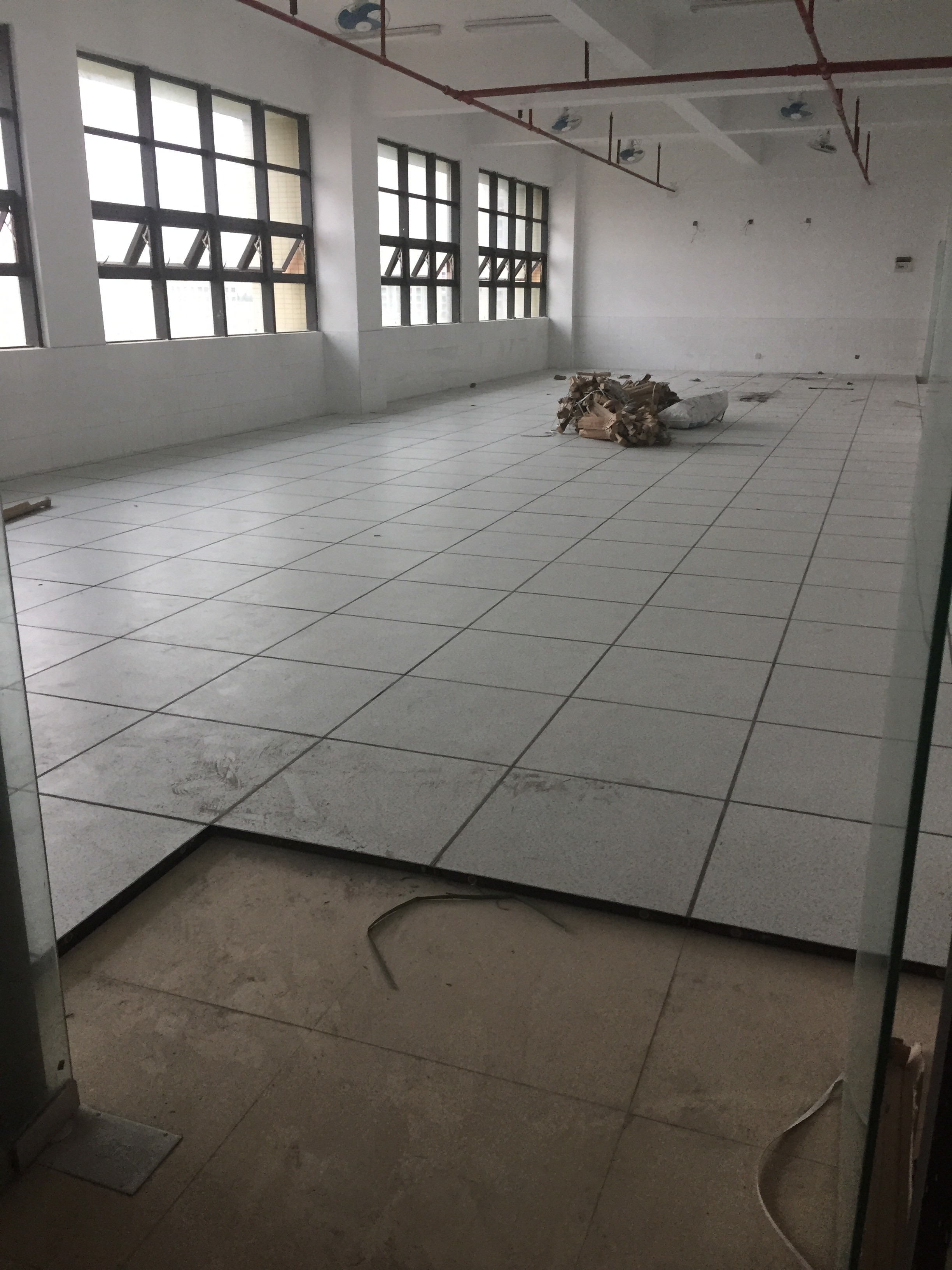 全钢有边防静电地板 全钢有边防静电地板